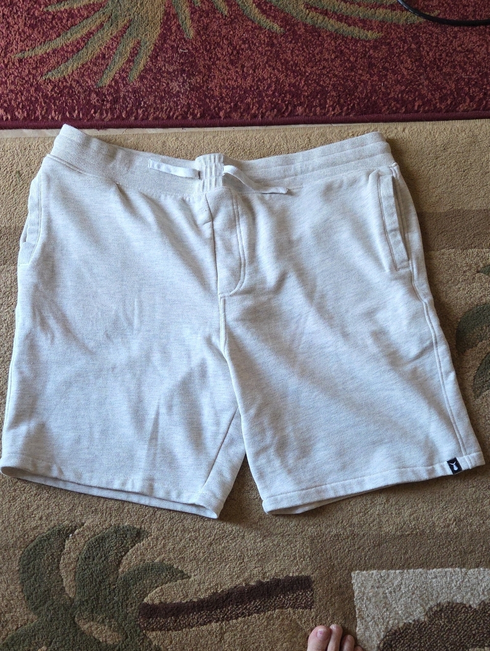 EUC! Tuna Skin Light Heather Gray Casual Drawstring Sweat Shorts